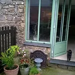 La Grange Aux Dimes 월코트