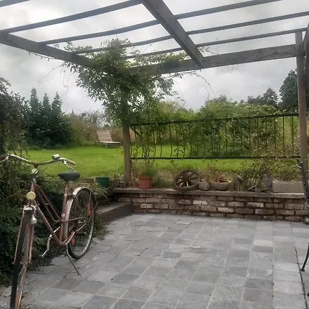 La Grange Aux Dimes Bed and Breakfast Walcourt